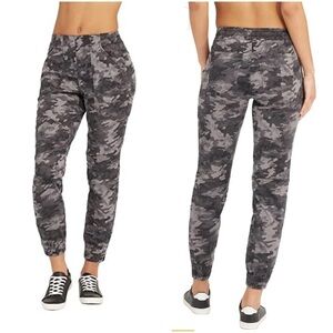 Spanx Stretch Twill Cargo Jogger Pants Gray Camo Elastic Zip Ankle 20319R Size L